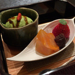 柿安 - デザートのアップ