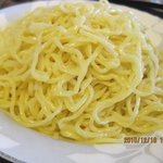 まつふじ - 麺中太縮れ麺