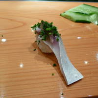 天寿し 京町店 - 〆さば。炙り〆さばの写真を取り忘れたら、写真用にプレゼントされた。塞翁が馬