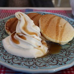 ミルカ - パンケーキソフトのせハーフ