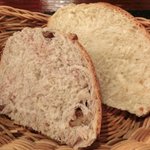 プールトワ - メニューＢ+オプション 1800円 のパン