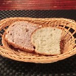 プールトワ - 本日のランチ 1500円 のくるみパン