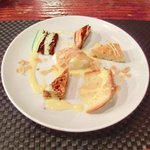 プールトワ - 本日のランチ 1500円 のデザート6種盛り合わせ