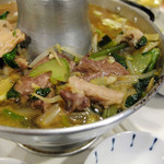 バーン・タム - トムセップ（イサーン風モツ鍋）