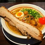 This is 中川 - チャーシュー麺【ホワイト中川Ver】