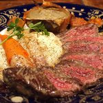 プールトワ - ランチコース 1820円 の希少部位、牛イチボ肉のステーキ