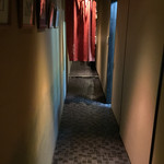 ふじわら - 玄関からのエントラス