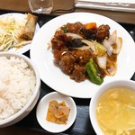 方圓美味 - 酢豚定食(850円)