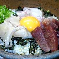 魚めし 竹亭 - ランチの海鮮丼