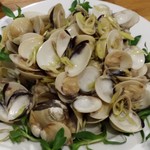 Quan Com Pho - ハマグリのレモングラス蒸し