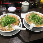 来来亭 - ラーメン(並) 620円