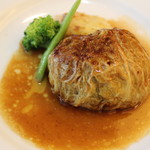 ブラッスリ 風間 - フォアグラ入り和牛１００％ハンバーグ・ステーキのキャベツ包み焼き