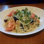 ハンバーグレストラン葦 - 帆立と野菜のガーリックパスタ（750円）