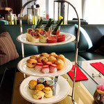 ロビー・ラウンジ - ティースタンド