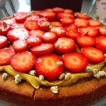 ロビー・ラウンジ - ストロベリーピスタチオタルト