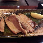 小石澤 - 黒毛牛舌炭火焼