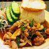 プロォーイ タイ料理 - 料理写真:カパオライス