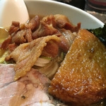 一条流がんこ総本家分家四谷荒木町 - 悪魔肉とメンマ代わりのさつま揚げ