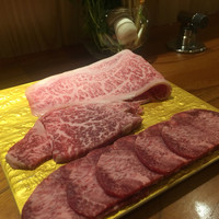 東京肉しゃぶ家 - ロース、シャトーブリアン、タン