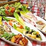 La Fiesta - 料理写真:飲み放題に全てつく前菜大盛りの6品！！