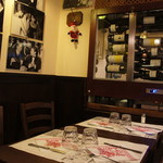 Ostaria AL Diavolo E L'aquasanta - 店内。この後賑やかに。