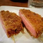 もつ焼 あぶさん - 厚切りハムカツ