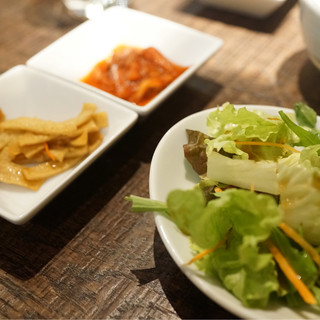 炭火焼肉・韓国料理 KollaBo_1