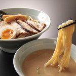 味玉チャーシューつけ麺（小・並・中）