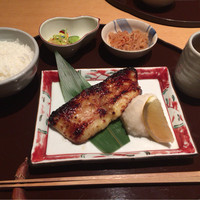伊豆の旬 やんも 丸の内店 - 