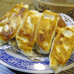 盛園絲瓜小籠湯包 - 「三鮮鍋貼」焼き餃子：160(TWD)＝575円