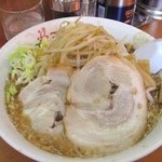 ラーメン　野菜カチモリ