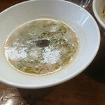 麺屋 菜花奈 - 豚骨醤油つけ汁