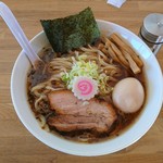 湖麺屋 リールカフェ - 昔ながらの中華そば風、生姜テイスト。大盛り！