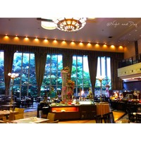 ビュッフェ＆カフェレストラン ナイト＆デイ - 