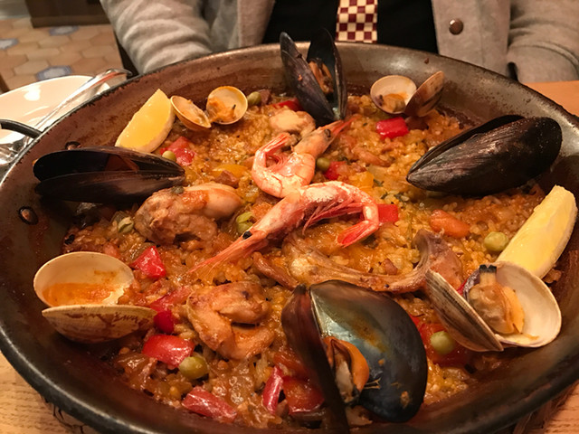 クッション 友情 愛国的な 市ヶ谷 パエリア Habita Shinyokohama Jp