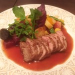 Bistro Le Bon Gout - 山羊ロインのロースト(真空調理)