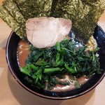 武道家 賢斗 - ラーメン、ほうれん草増し、海苔増し(17-01)