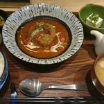 Ashi Teishoku & Diner - 煮込みハンバーグの定食