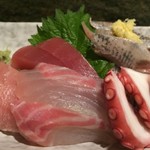魚盛 - 201701 魚盛　★本日のランチ 刺身（まぐろ たい たこ いわし 盛合せ）（850円）★刺身盛合せ