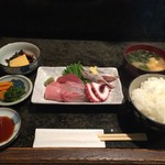魚盛 - 201701 魚盛　★本日のランチ 刺身（まぐろ たい たこ いわし 盛合せ）（850円）★