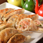 [Proud item] Haneda specialty fried Gyoza / Dumpling with shrimp