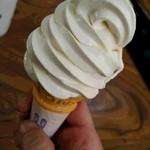 ヒット焼 甘味処 けやき屋 - ソフトクリーム