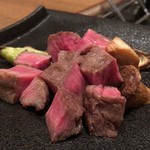 お肉屋 けいすけ 三男坊 - 高森和牛の極上塊焼き