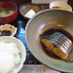 活魚料理 いし田 - 煮魚定食