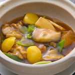 Chuukaryourisuichin - 栗と鶏肉の土鍋煮