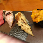 八郎鮨 - トロ、金目鯛、アナゴ、うに