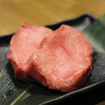 Yakiniku Tombi - 