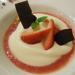ポエシア - ・ココナッツプリンとキャラメルのジェラート