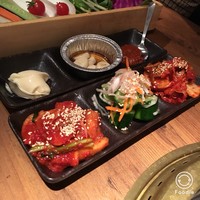 焼肉 433 - キムチなど