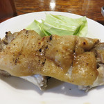 つむら - 博多焼鳥の豚足としてはA級です。 下調理もきちんと柔らかく施してあります。